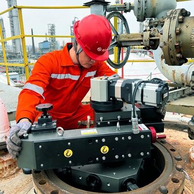 FI26 Portable Flange Facer with 120 to 700 mm Machining Range, ID-Mounted Design, and Pneumatic / Electric Servo Drive